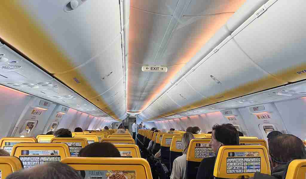 Problematiche Ryanair: Casi Reali, Diritti dei viaggiatori e Limiti del Servizio Clienti